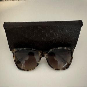 Gucci Sunglasses - gg 3502/s